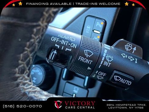 Used 2020 GMC Yukon SLT w/ Premium Edition image 40