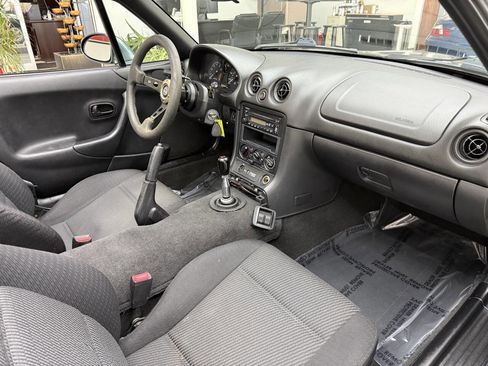 Used 2000 MAZDA MX-5 Miata image 20