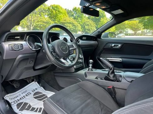 Used 2017 Ford Mustang GT w/ Black Accent Package RWD image 17