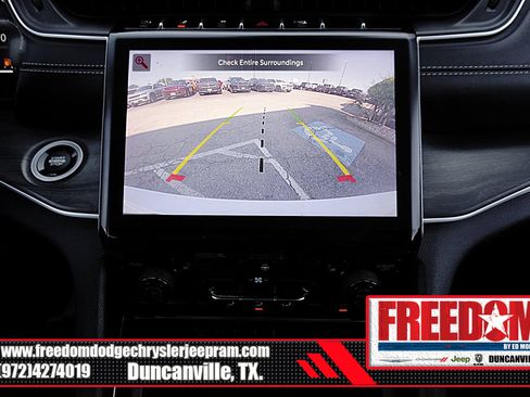 Used 2023 Jeep Grand Cherokee L Limited w/ Black Appearance Package AWD/4WD image 24