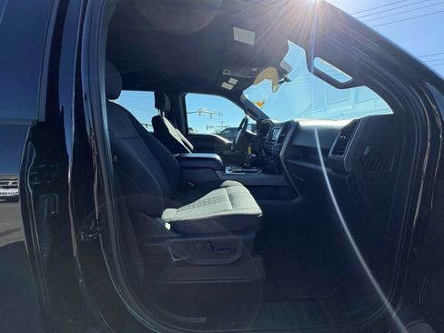 Used 2020 Ford F150 XLT w/ Equipment Group 302A Luxury AWD/4WD image 25