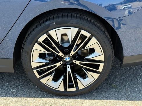 New 2026 BMW 530i w/ Premium Package RWD image 15