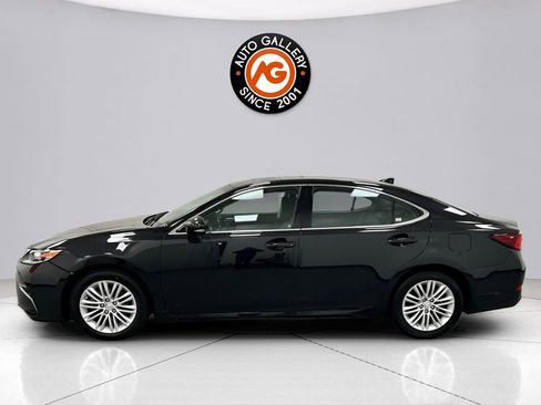 Used 2017 Lexus ES 350 image 4