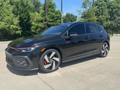 New 2026 Volkswagen Golf S image 2