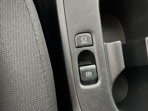 Used 2025 Toyota Corolla LE FWD image 32