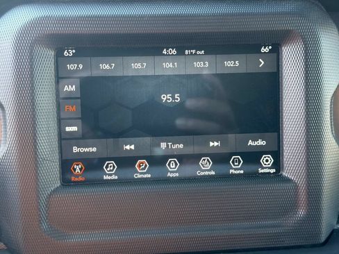 Used 2023 Jeep Wrangler Unlimited w/ Cold Weather Group AWD/4WD image 22
