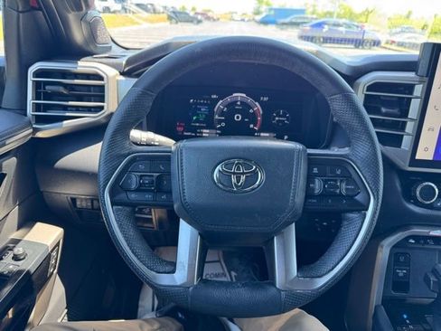 Used 2025 Toyota Tundra Limited w/ TRD Off-Road Package AWD/4WD image 18
