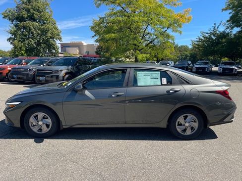 New 2026 Hyundai Elantra SE w/ Cargo Package image 9