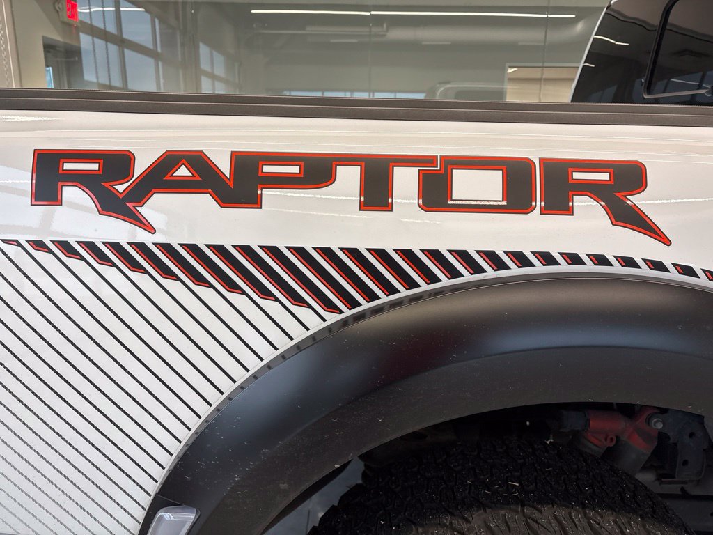 Used 2025 Ford F150 Raptor AWD/4WD image 4
