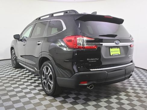 Used 2025 Subaru Ascent Touring w/ Popular Package #2 AWD/4WD image 4