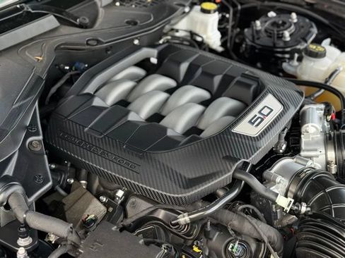 Used 2025 Ford Mustang GT Premium RWD image 54