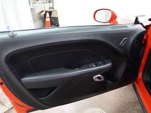Used 2022 Dodge Challenger R/T Scat Pack w/ 1320 Drag Pack RWD image 12