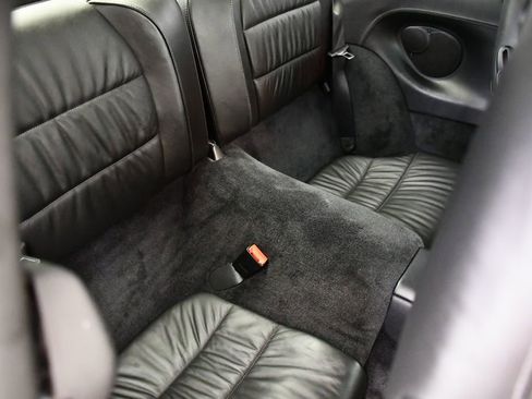 Used 2003 Porsche 911 Turbo image 37