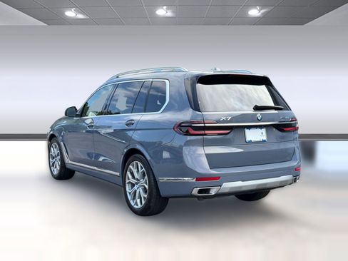 Used 2026 BMW X7 xDrive40i w/ Premium Package AWD/4WD image 3