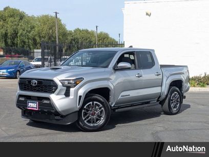Used 2024 Toyota Tacoma TRD Sport w/ TRD Sport Upgrade Package