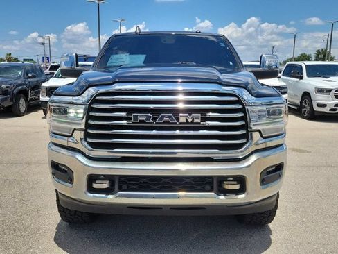 Used 2024 RAM 2500 Limited AWD/4WD image 2