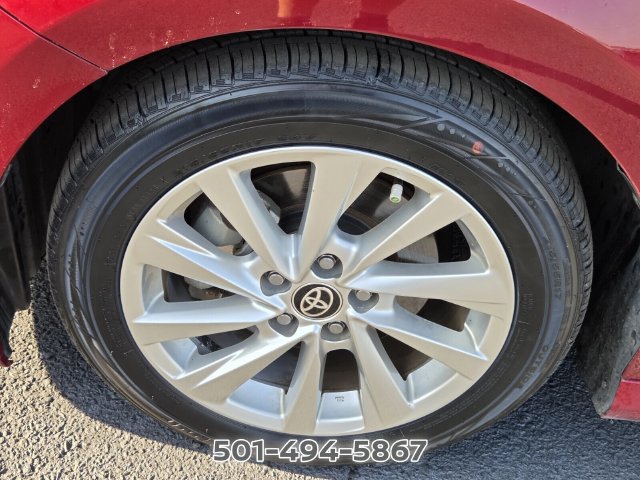Used 2021 Toyota Camry LE FWD image 16