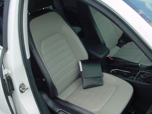 Used 2015 Volkswagen Passat 1.8T Sport image 41