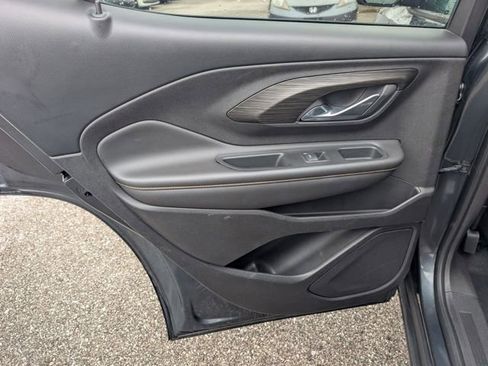 Used 2018 GMC Terrain SLT w/ Infotainment Package II image 17