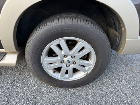 Used 2006 Ford Explorer Eddie Bauer RWD image 16