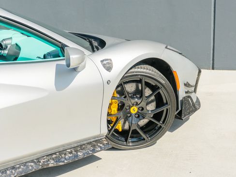 Used 2023 Ferrari F8 Tributo image 51