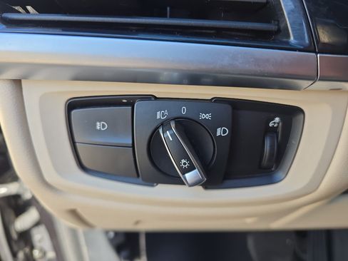 Used 2018 BMW X5 xDrive40e image 18