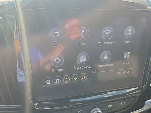Used 2020 Chevrolet Traverse LT FWD image 15