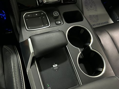 Used 2022 Acura MDX SH-AWD w/ Advance Package image 11