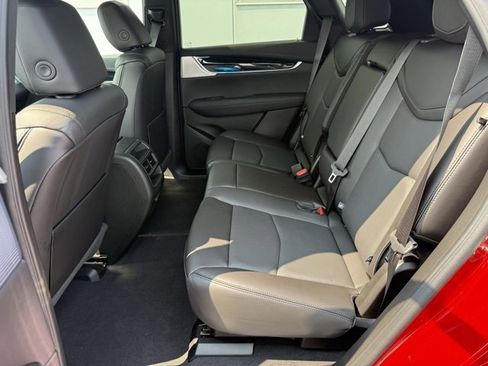New 2025 Cadillac XT5 Premium Luxury w/ LPO, Floor Liner Package image 24