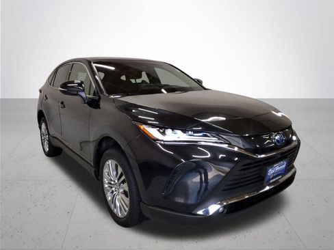 Used 2022 Toyota Venza Limited w/ Advanced Technology Package AWD/4WD image 4