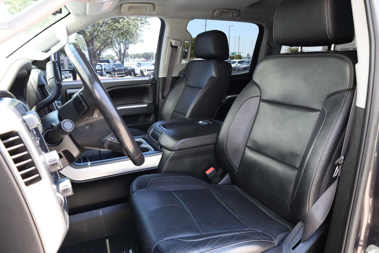 Used 2015 Chevrolet Silverado 2500 LTZ w/ Duramax Plus Package AWD/4WD image 33