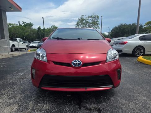 Used 2014 Toyota Prius Two FWD image 3
