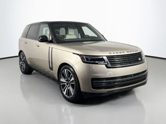 Used 2025 Land Rover Range Rover SE AWD/4WD video 3