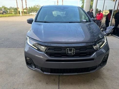 Used 2025 Honda Odyssey EX-L image 11