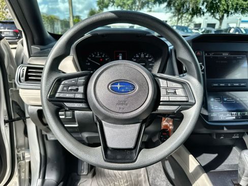 Used 2025 Subaru Forester AWD/4WD image 21
