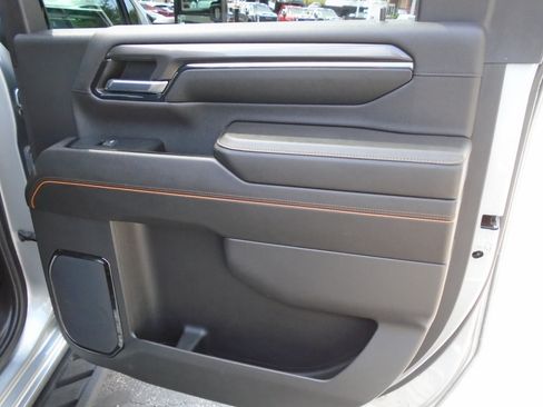 Used 2024 GMC Sierra 2500 AT4 w/ AT4 Premium Plus Package AWD/4WD image 38