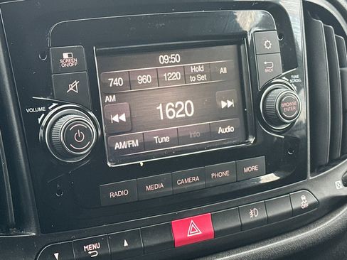 Used 2022 RAM ProMaster City Wagon w/ Lights & Wheels Group image 17