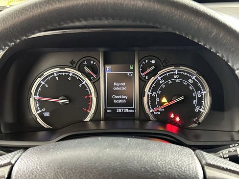 Used 2024 Toyota 4Runner TRD Off-Road image 15