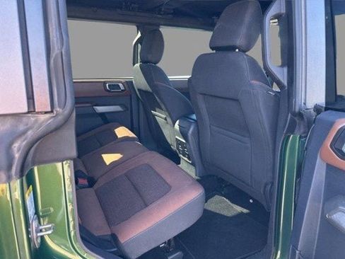 Used 2023 Ford Bronco Outer Banks w/ Sasquatch Package image 11