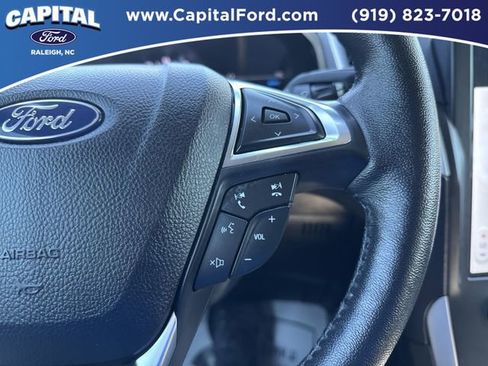 Certified 2022 Ford Edge SEL w/ Convenience Package image 22