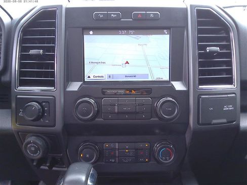 Used 2019 Ford F150 XLT w/ Equipment Group 302A Luxury AWD/4WD image 14