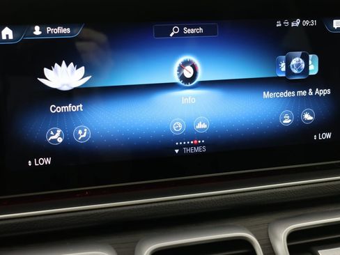 Used 2023 Mercedes-Benz GLS 580 4MATIC image 58