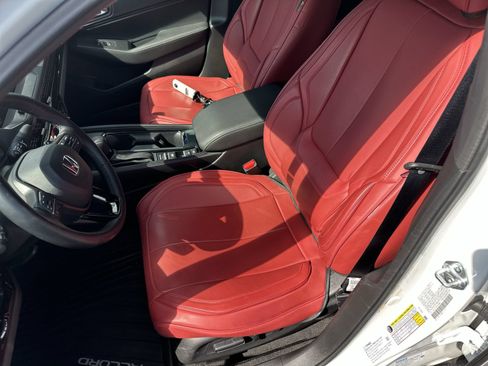 Used 2023 Honda Accord Sport image 13