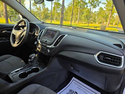 Used 2022 Chevrolet Equinox LT AWD/4WD image 27