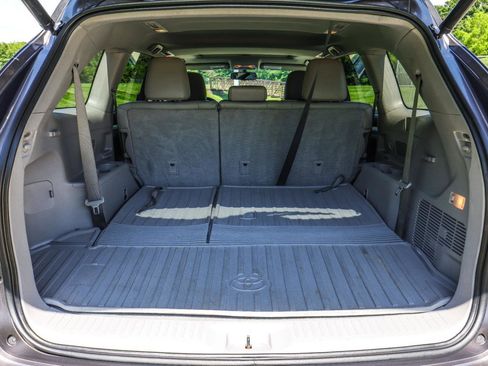Used 2015 Toyota Highlander XLE AWD/4WD image 22
