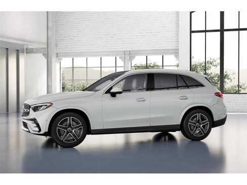 New 2026 Mercedes-Benz GLC 300 4MATIC image 36