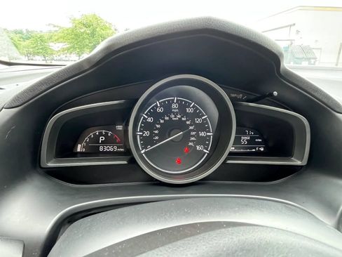 Used 2017 MAZDA MAZDA3 Sport FWD image 18