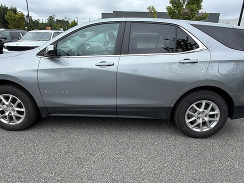 Used 2024 Chevrolet Equinox LT AWD/4WD image 11