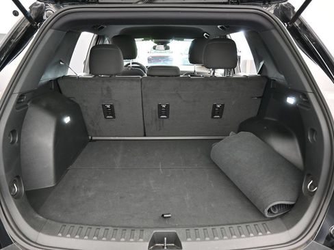 Used 2026 Chevrolet Equinox LT FWD image 32