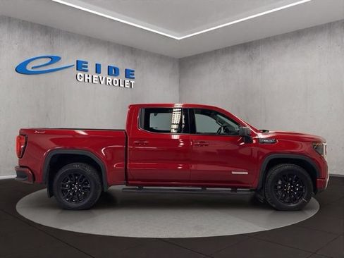 Used 2024 GMC Sierra 1500 Elevation w/ LPO, Elevation Black Package AWD/4WD image 15